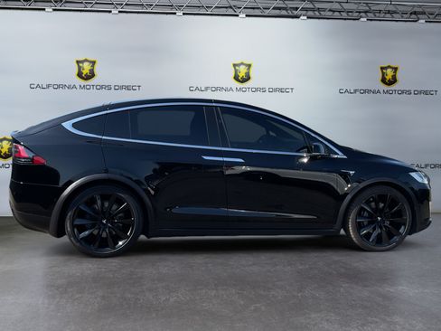 Used 2018 Tesla Model X 75D AWD/4WD image 3