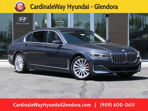 Used 2020 BMW 740i w/ Premium Package RWD image 1