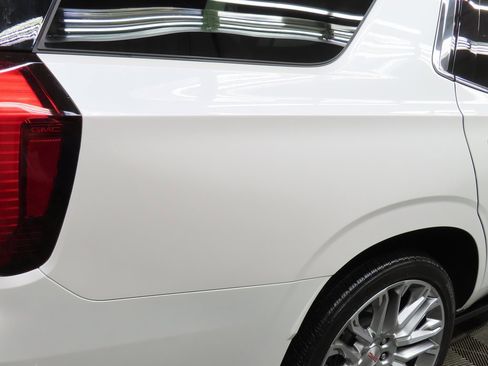 Used 2025 GMC Yukon Denali image 38