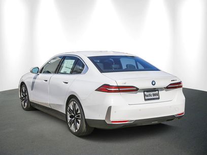 New 2026 BMW i5 eDrive40