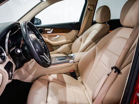 Certified 2021 Mercedes-Benz GLC 300 image 16