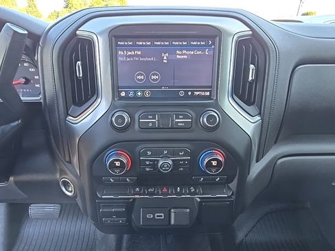 Used 2021 Chevrolet Silverado 1500 RST image 13