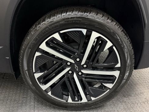 New 2026 Chevrolet Equinox RS w/ Convenience Package III image 11