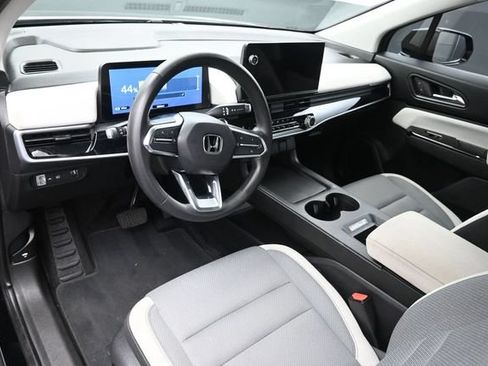 Used 2024 Honda Prologue EX image 13