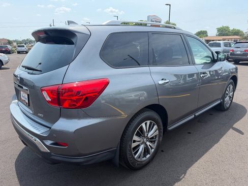 Used 2020 Nissan Pathfinder S AWD/4WD image 5