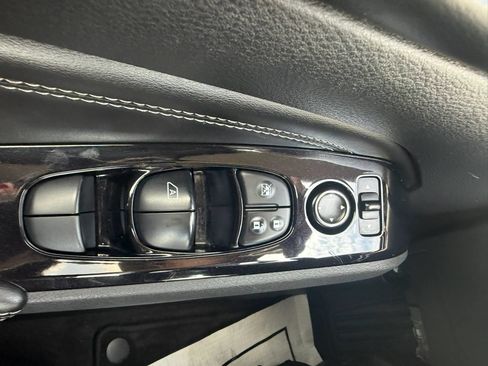 Used 2022 Nissan Altima 2.5 SV w/ SV Premium Package FWD image 24