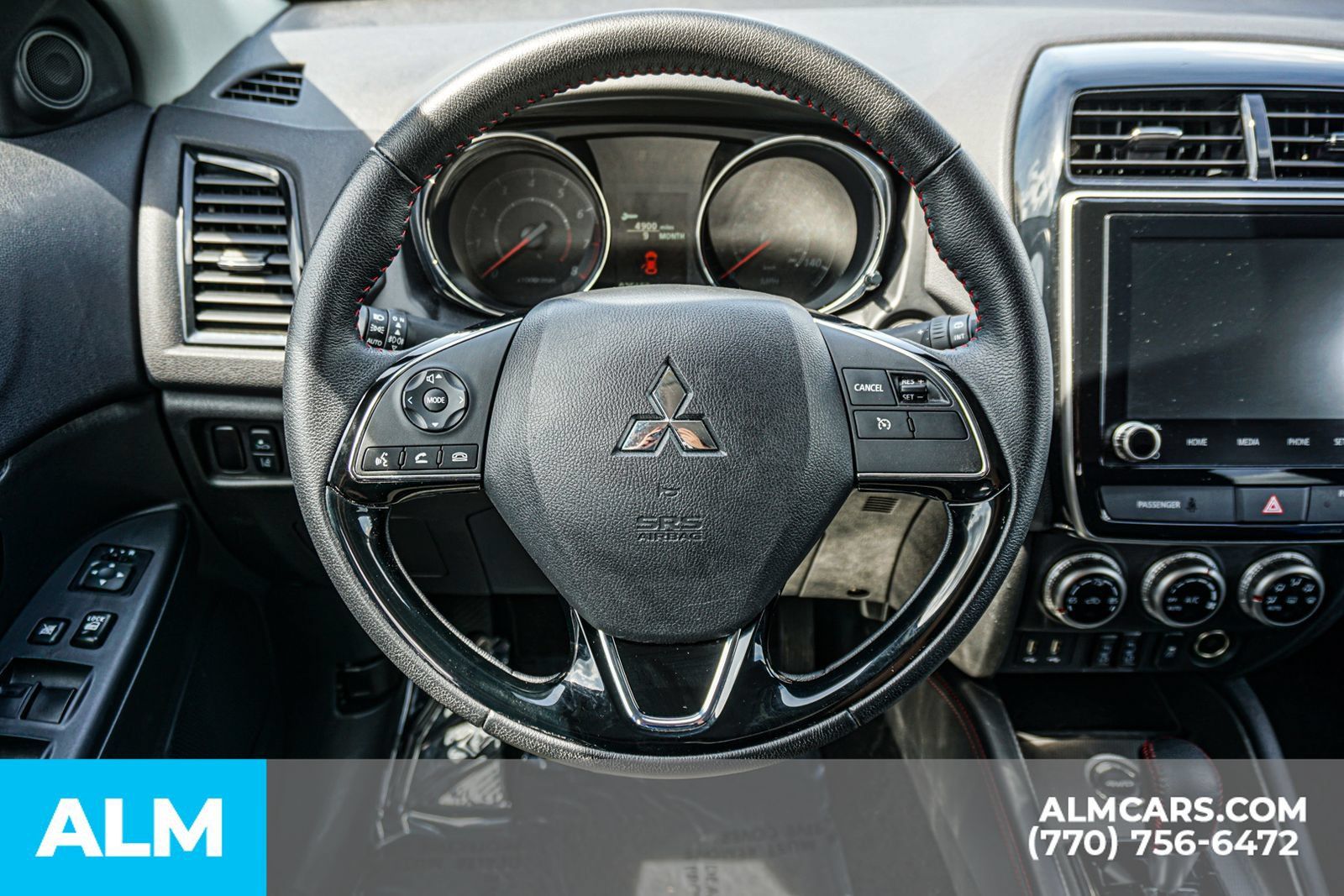 Used 2025 Mitsubishi Outlander Sport SE AWD/4WD image 29