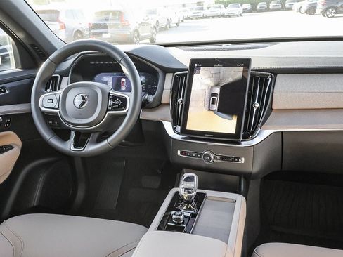 New 2026 Volvo XC90 T8 Plus w/ Protection Package AWD/4WD image 22