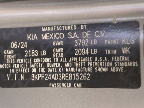 Used 2024 Kia Forte LXS image 33