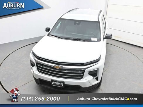 New 2026 Chevrolet Traverse LT image 26
