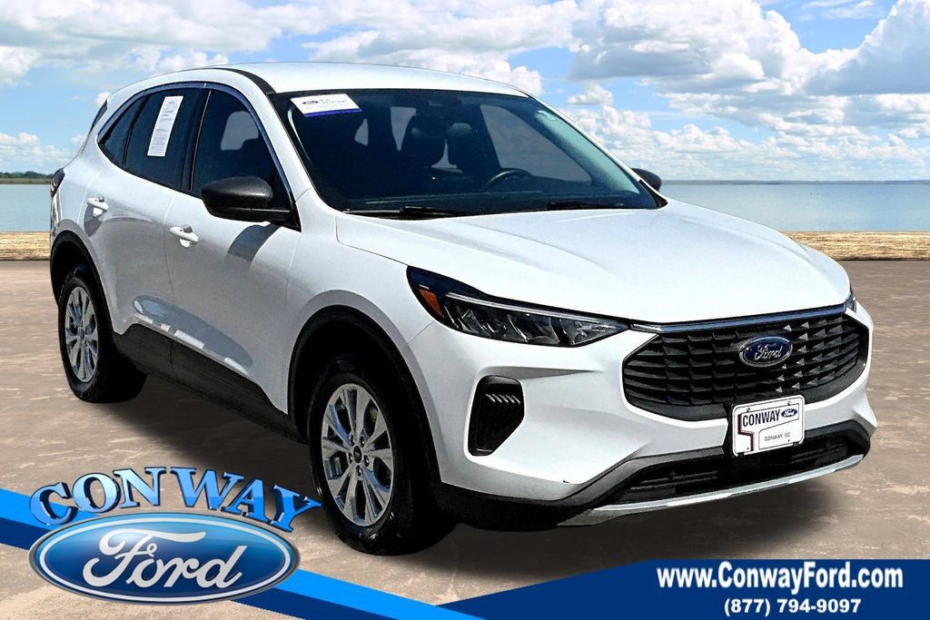 Certified 2023 Ford Escape Active AWD/4WD image 1