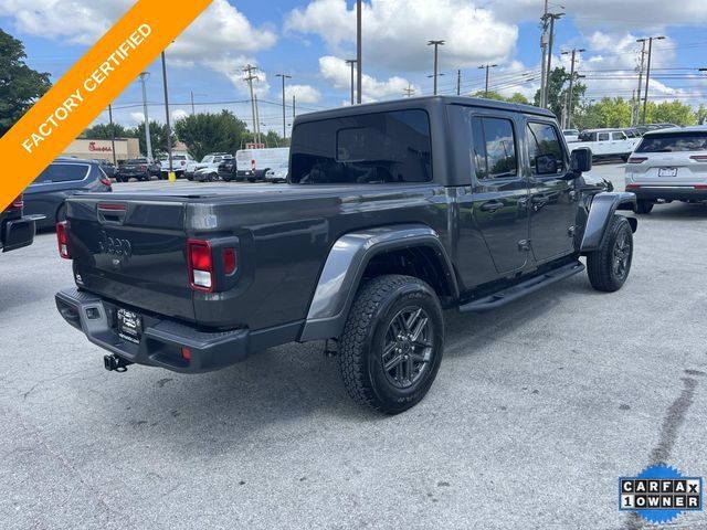 Certified 2024 Jeep Gladiator Sport AWD/4WD image 4