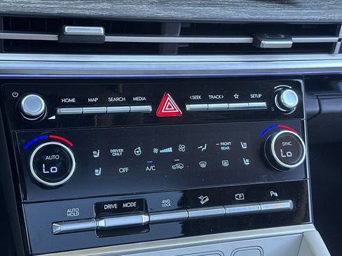 New 2025 Hyundai Santa Fe Limited image 22