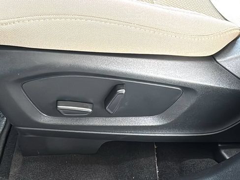 Certified 2021 Ford Explorer 2WD image 20