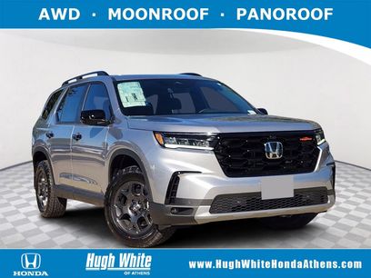 New 2025 Honda Pilot TrailSport