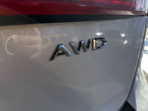 Used 2017 Lincoln MKX Reserve w/ Lincoln MKX Climate Package image 46