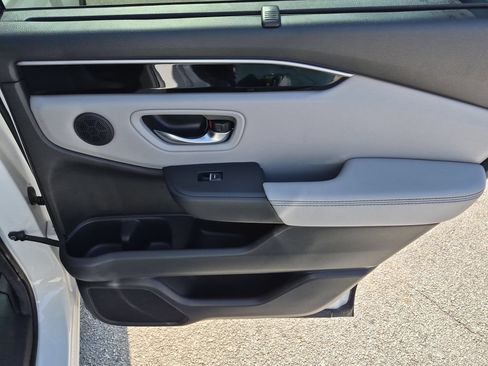Certified 2025 Honda Pilot EX-L image 26