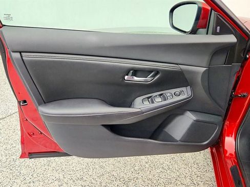 Used 2020 Nissan Sentra SV FWD image 10