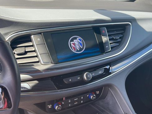 Used 2024 Buick Enclave Essence FWD image 10