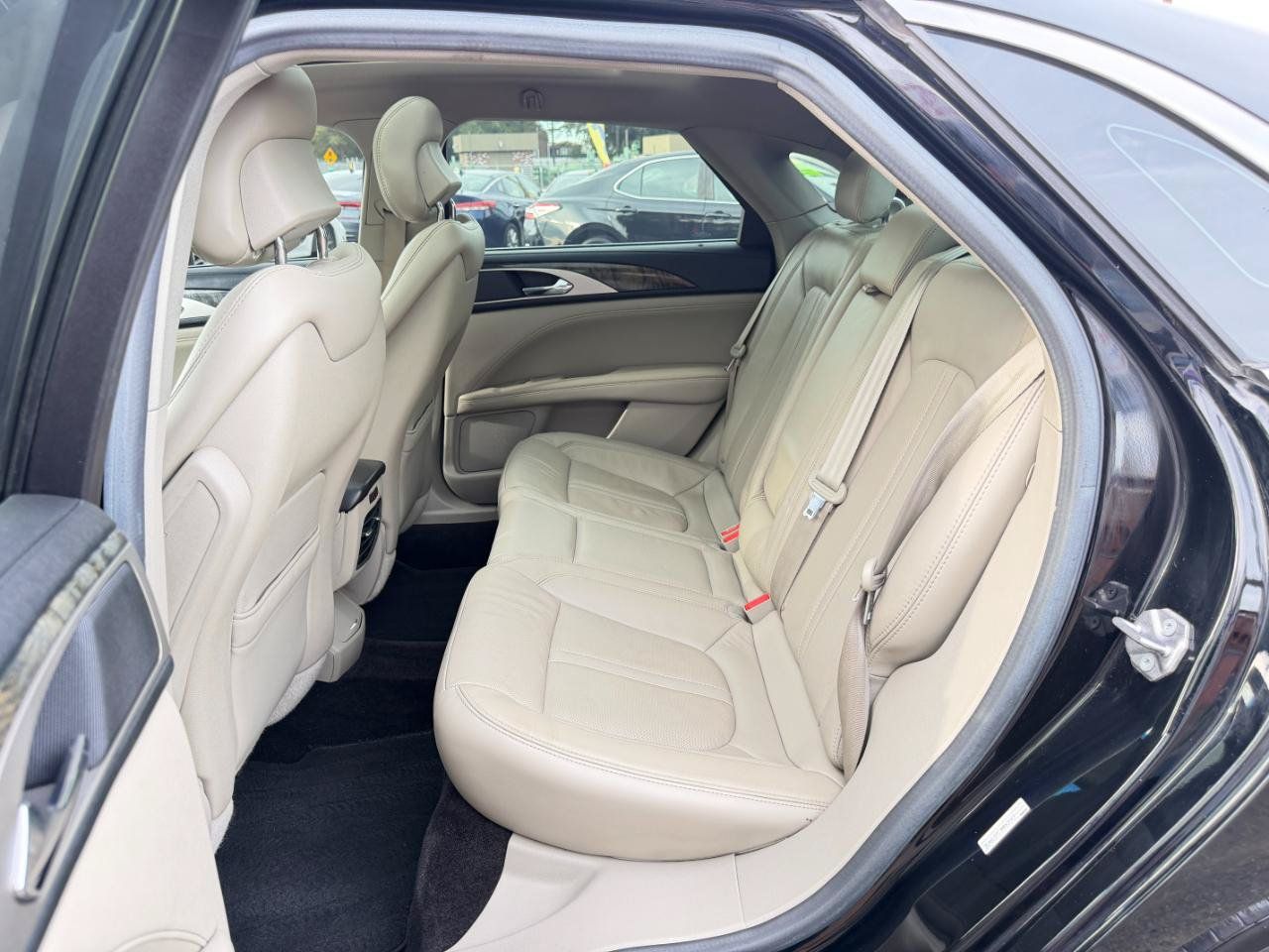 Used 2017 Lincoln MKZ Reserve w/ Technology Package AWD/4WD image 31