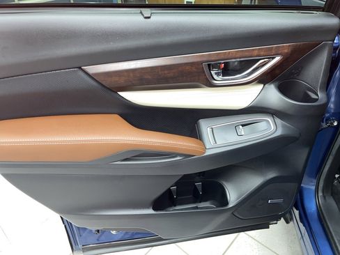 Used 2022 Subaru Ascent Touring w/ Popular Package #2A image 12