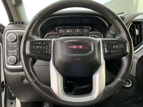Used 2022 GMC Sierra 1500 SLT w/ SLT Convenience Package image 18
