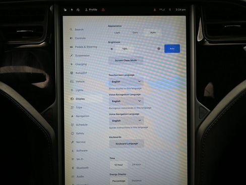 Used 2018 Tesla Model X 75D image 27