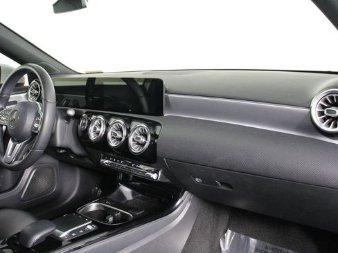 Used 2021 Mercedes-Benz A 220 image 22