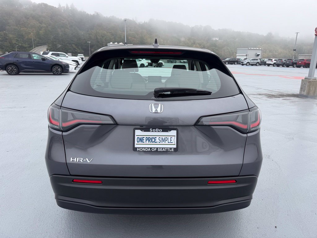 Certified 2024 Honda HR-V LX image 8