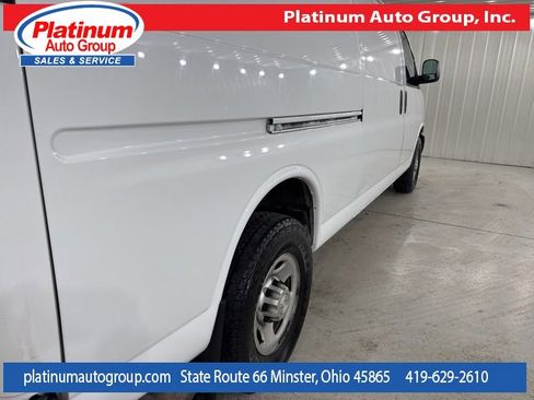 Used 2019 Chevrolet Express 3500 Work Van w/ Driver Convenience Package image 42