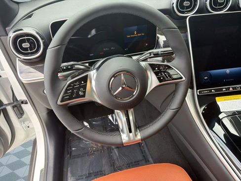 Used 2026 Mercedes-Benz GLC 300 image 16