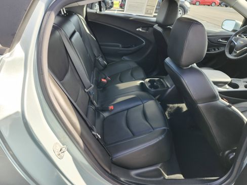 Used 2018 Chevrolet Volt LT w/ LT Driver Confidence Package FWD image 18