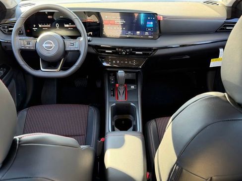New 2026 Nissan Kicks SR FWD image 22