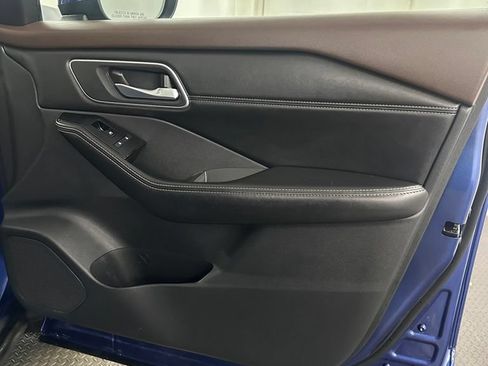 Used 2021 Nissan Rogue SV AWD/4WD image 29