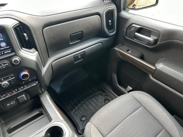 Used 2021 Chevrolet Silverado 1500 RST w/ Z71 Off-Road Package AWD/4WD image 24