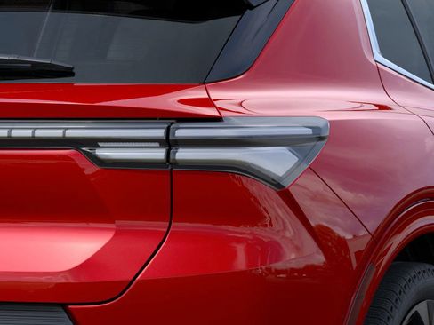 New 2025 Chevrolet Equinox EV LT image 35