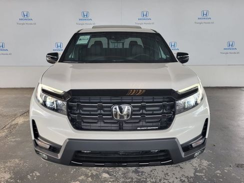 New 2026 Honda Ridgeline Black Edition image 2