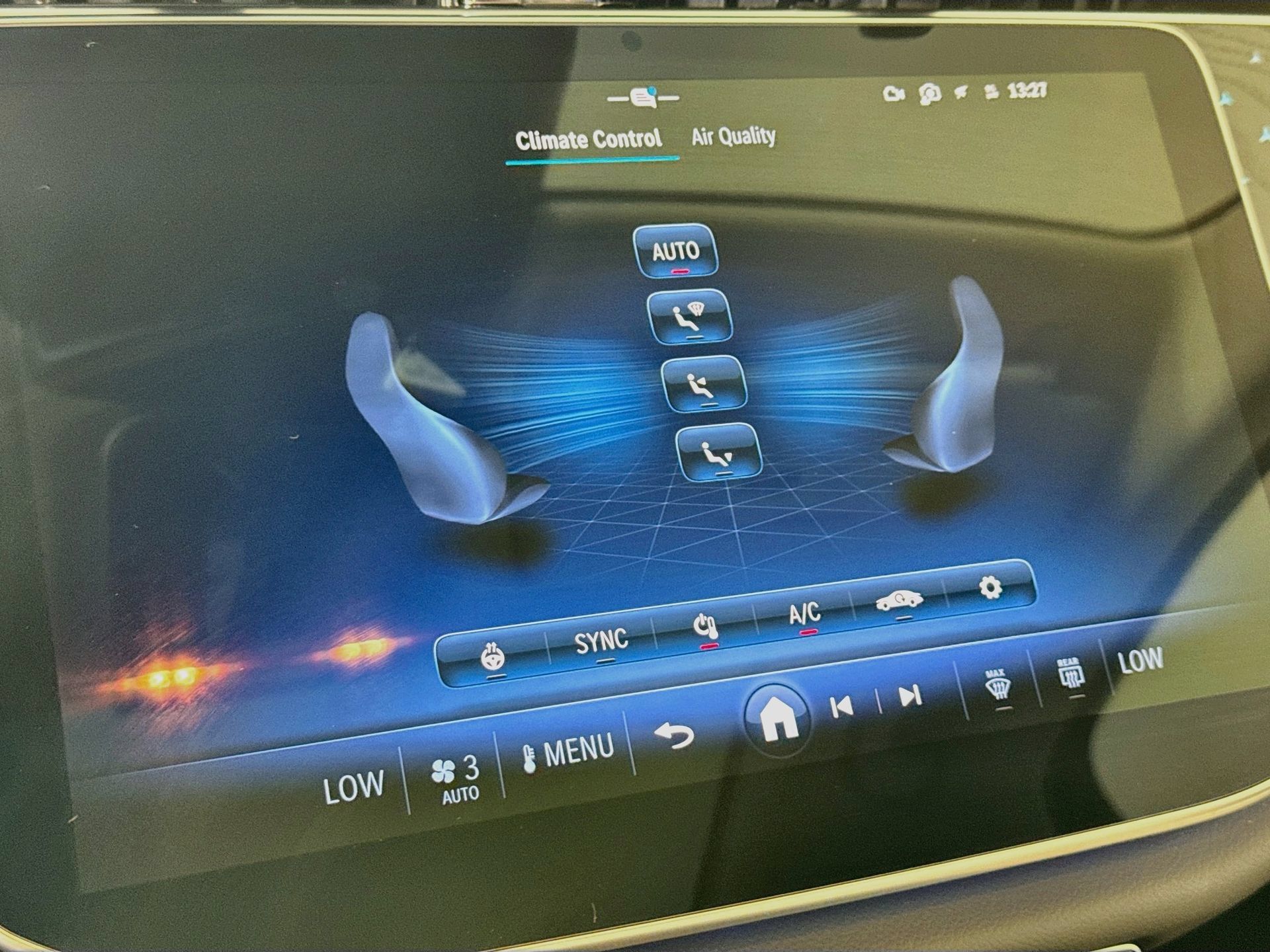 New 2027 Mercedes-Benz E 350 4MATIC Sedan image 17