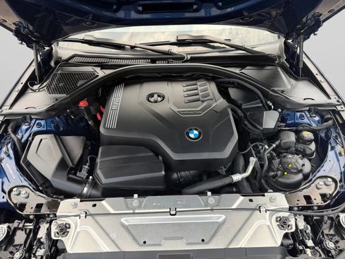 Used 2022 BMW 330i Sedan w/ Driving Assistance Package RWD image 35