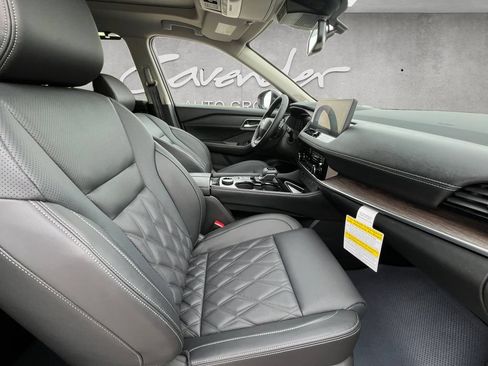 New 2026 Nissan Rogue Platinum AWD/4WD image 25