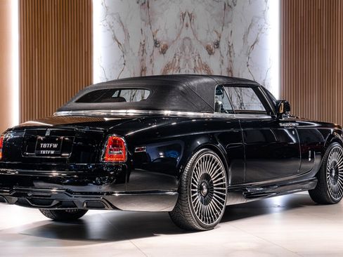 Used 2015 Rolls-Royce Phantom Drophead Coupe image 7