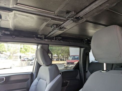 Used 2025 Ford Bronco Big Bend AWD/4WD image 14