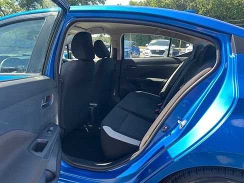 Used 2021 Nissan Versa SV FWD image 12