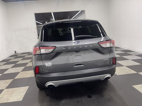 Used 2022 Ford Escape SEL w/ Technology Package AWD/4WD image 9