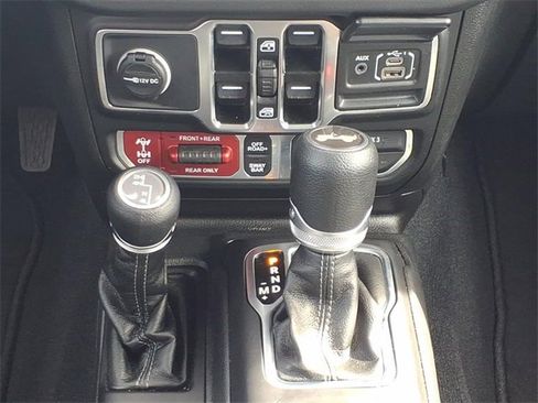 Certified 2024 Jeep Wrangler Unlimited Rubicon image 20