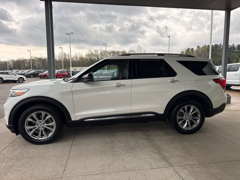 Certified 2023 Ford Explorer Limited w/ Limited Technology Package AWD/4WD image 4