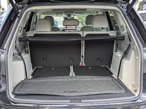 New 2026 Volkswagen Atlas SEL Premium R-Line AWD/4WD image 13