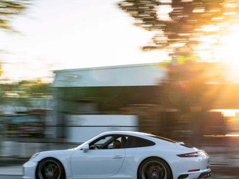 Used 2017 Porsche 911 Carrera S RWD image 10