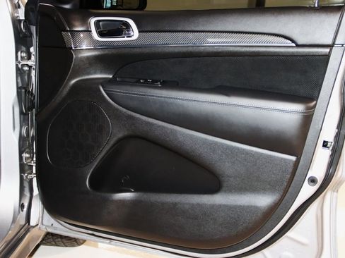 Used 2021 Jeep Grand Cherokee SRT w/ Trailer Tow Group IV image 50