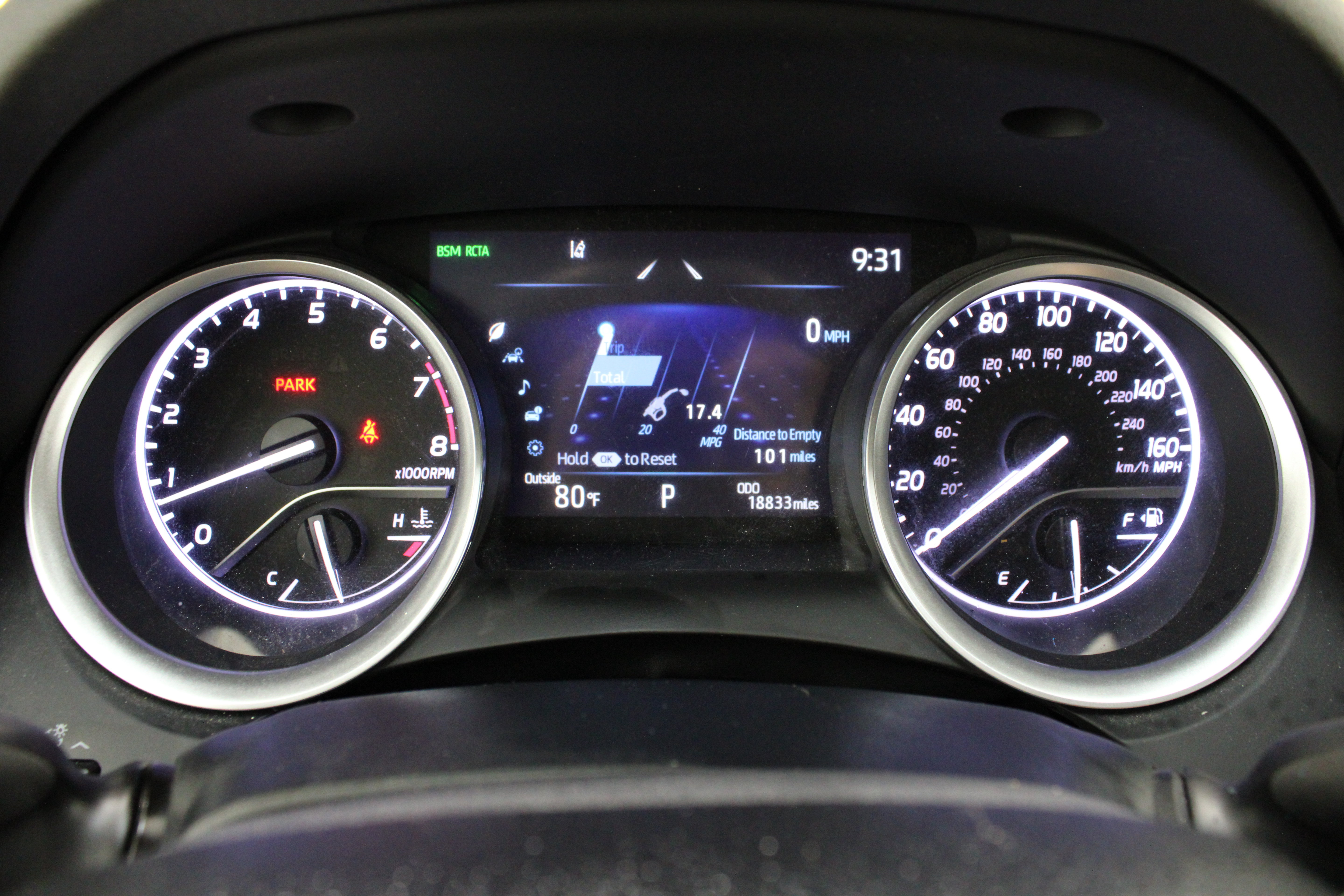 Used 2023 Toyota Camry XLE FWD image 39